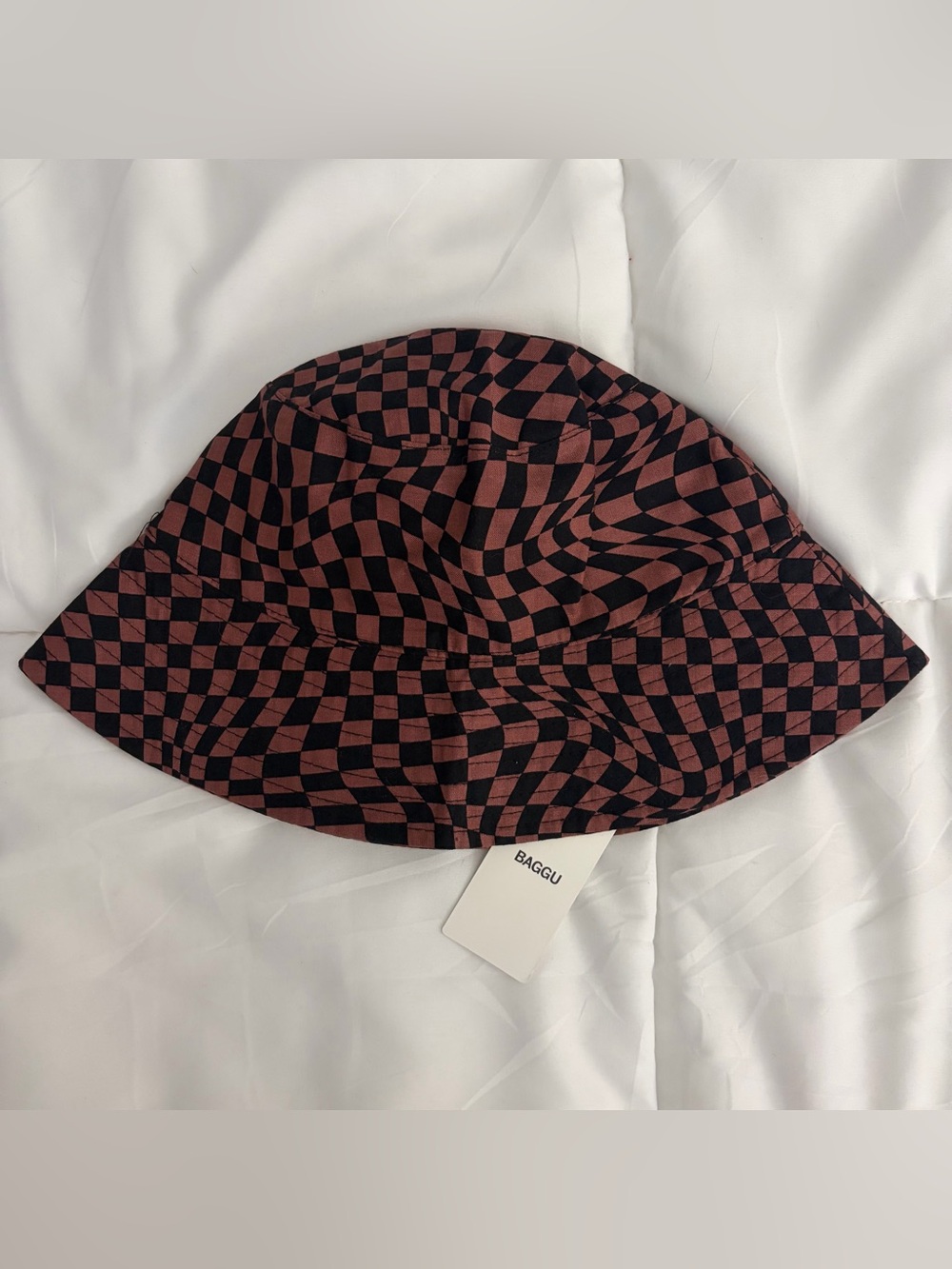NWT Baggu Indigo Trippy Checker Canvas Bucket Hat